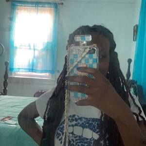 Meet your Posher, Sherika